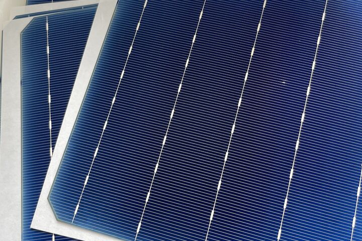 Fraunhofer CSP Solarzelle aus recyceltem Silizium