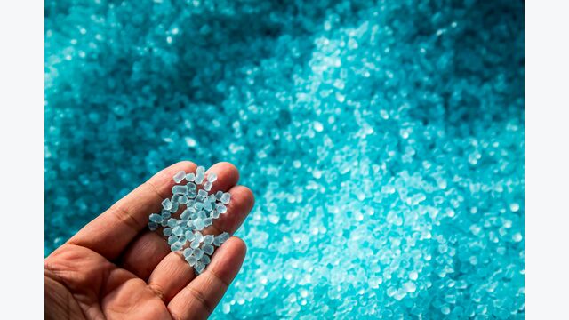pile,polypropylene,ethylene,research,hold,polyethylene,composite,grain,petroleum,pvc,granulate,batch,mold,raw,plastic,resin,chemical,laboratory,background,granules,science,petrochemical,polymer,color,industry,transparent,acetate,design,extrusion,particle,heap,polythene,hand,chemistry,factory,handful,polystyrene,texture,substance,clear,recycling,technology,compound,engineer,thermoplastic,industrial,blue,material,pellets,injection