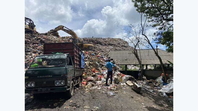 The landfill in Tabanan Bali is reaching full capacity which illustrates the need for an effiient waste system