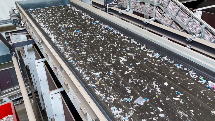 © Lindner Recyclingtech Lindner fines Jupiter BW shredder set up