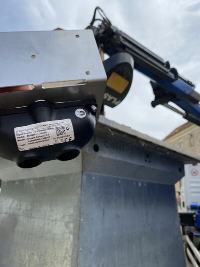 Sensor to be installed in underground bin