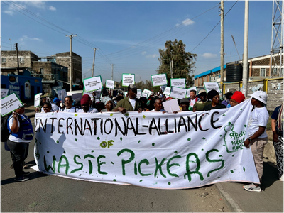 © International Alliance of Waste Pickers Waste pickers day, waste pickers in Nairobi protesting, raising awareness