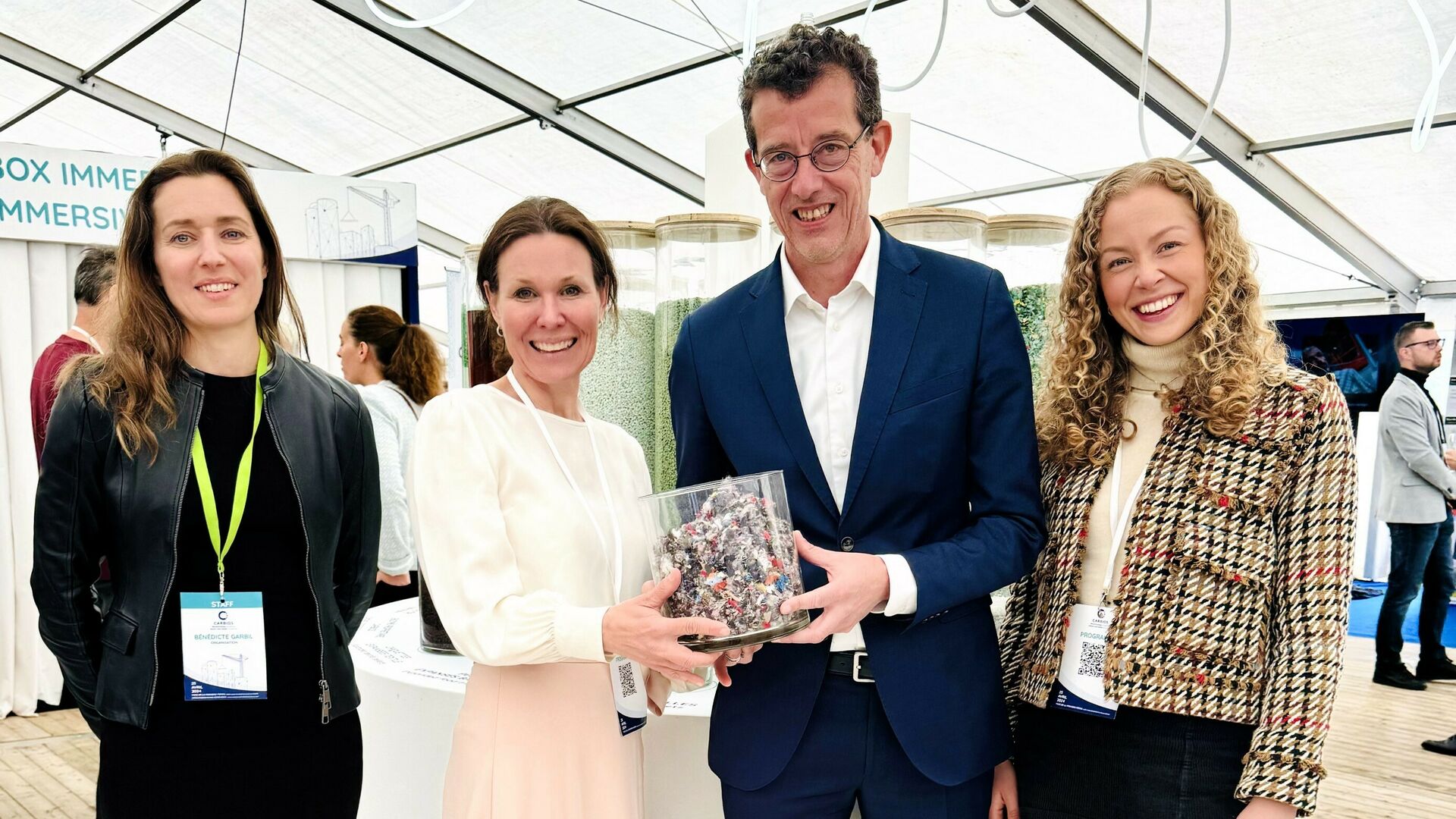 Textile Recycling: CARBIOS and TOMRA Textiles join forces to scale ...