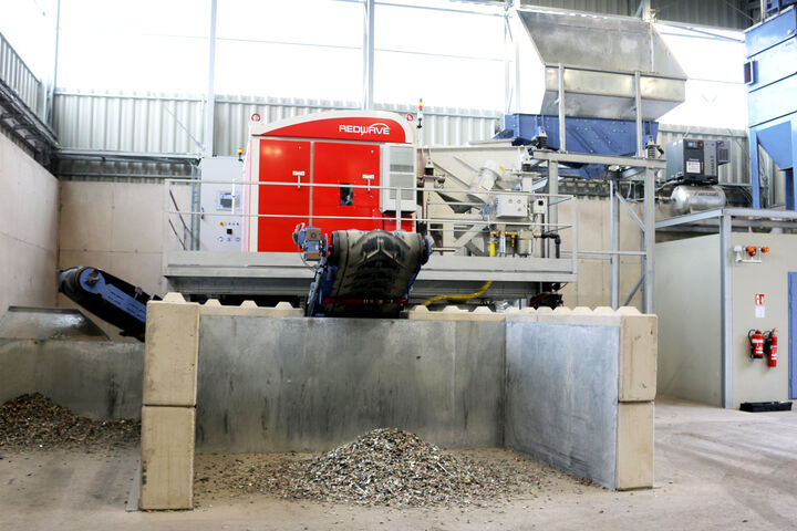 REDWAVE’s XRF sorting machines sort by chemical composition, recovering mixed heavy metals into mono-metal products such as copper, brass or zinc.