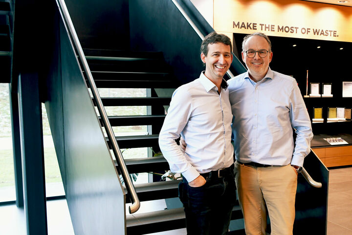 Harald Hoffmann, hands over sole management of Lindner Washtech to Georg Krenn, who has been leading the technical division as managing director until now. Harald Hoffmann is supporting the company in his role as Senior Advisor Global Sales.