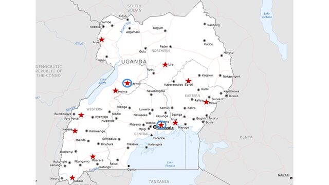 Figure 2:Map of Uganda with municipalities marked in which a CDM composting plant was built. The sampled plants are marked with a blue circle.