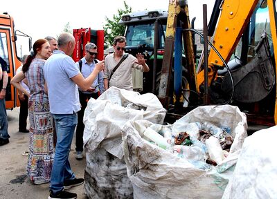 In June 2025, Swedish partners visited their Ukrainian counterparts for a deeper understanding of Ukrainian realities and to work on a common baseline study of waste management system in pilot areas.