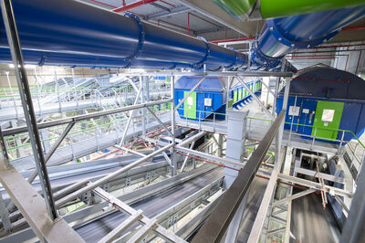 Photo 03 Pre Zero LVP sorting plant in Sollenau with STADLER Trommel Screens