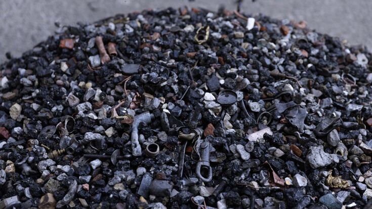Ashtreatment, heavy non-ferrous fractions