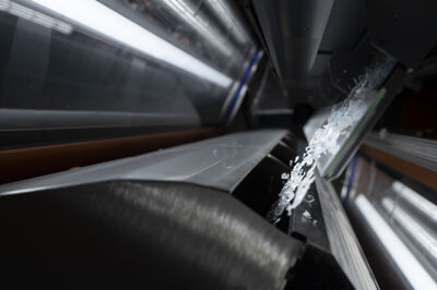 INNOSORT™ FLAKE detects flakes by polymer type, color and transparency in a single sorting step, ensuring precise separation even at small particle sizes.