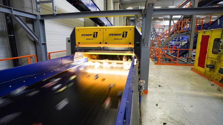 A STEINERT UniSort PR sorting system during the warm commissioning of SITEL's LVP sorting plant in Liège (Belgium) in 2023 – one of the pilot plants of the ESA app, for which Eggersmann was the general contractor.