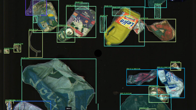 Picvisa is using hyperspectral imaging in the mid-wave infrared (MWIR) range. Combined with AI, the system makes real-time sorting decisions on industrial conveyor lines.
In testing, it has successfully classified PE, PP, PS, PC and a range of engineering plastics, including ABS/PC copolymers and thermoplastic elastomers.