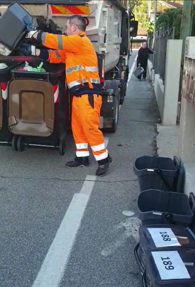 Zoppirolli, Benuzzi and Michele Sartori, the CEO of Sartori Ambiente, accompanied three waste collectors on their usual round. This meant starting at 4 am to film all their movements (800 in total), weigh each bin and enter the data into an Excel spreadsheet.