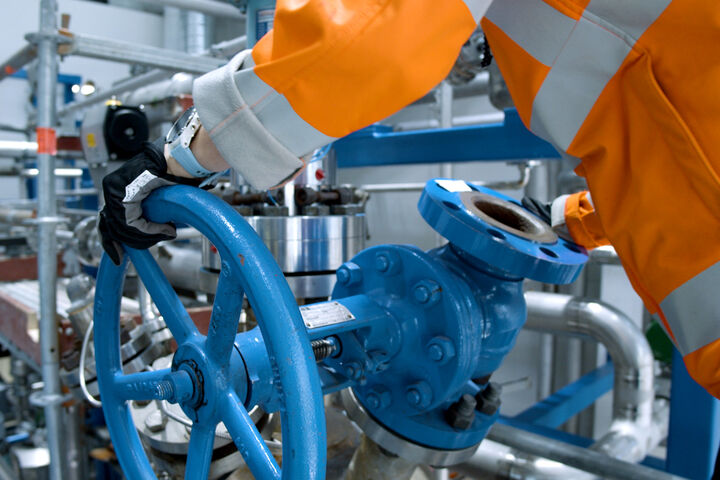 working-at-chemistry-pilot-6, wastewater