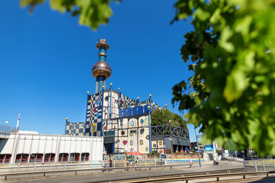 © Schedl/Spittelau Spittelau, Vienna, incinerator, waste to energy, hundertwasser